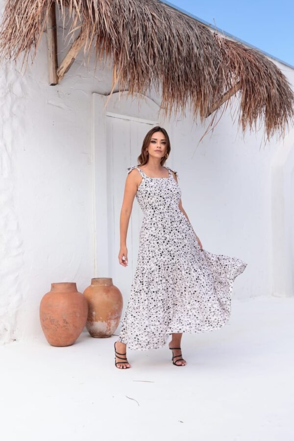 Vestido midi floral inverno com alças de amarrar e lastex nas costas